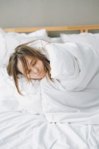 Losing weight While Sleeping: 6 Secrets that Will Help You Wake up Slim